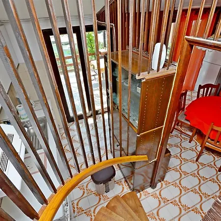 House Ojdana