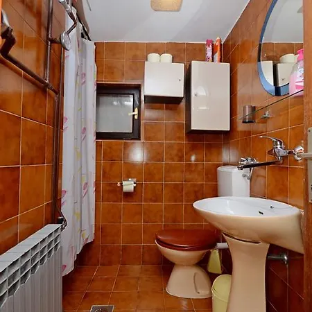 Dom wakacyjny House Ojdana Sevid
